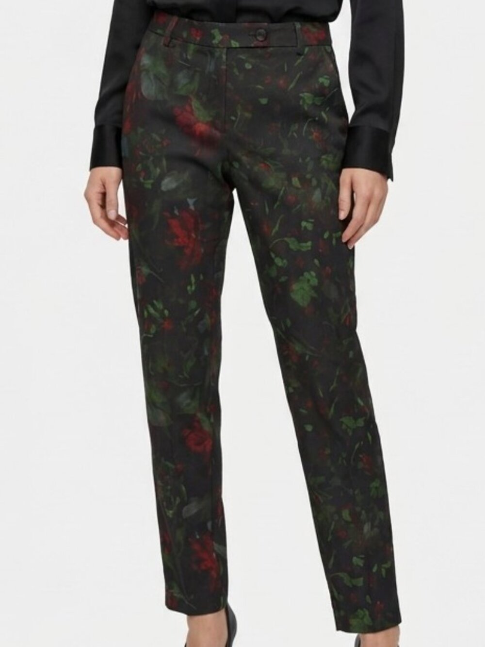 6397 Rose Print Floral Cropped Trousers Black Red Green Size 4